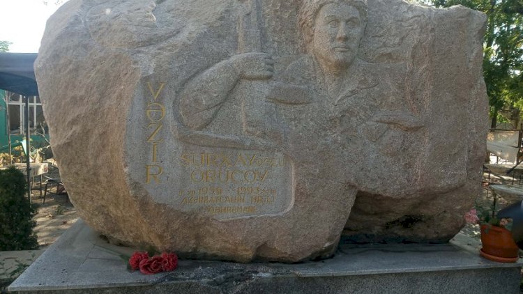    Ermənilər Tərtərdə Milli Qəhrəmanın büstünü top atəşinə tutdu   