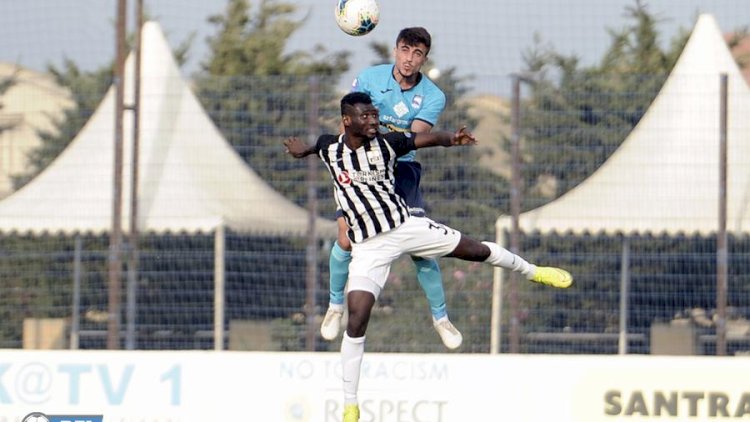    “Neftçi“ futbolçusunu 1 milyon dollara satır   