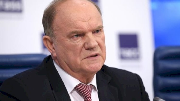    “Aleksey Navalnı sadəcə sərxoş olmayan Boris Yeltsindir” - Gennadi Züqanov   