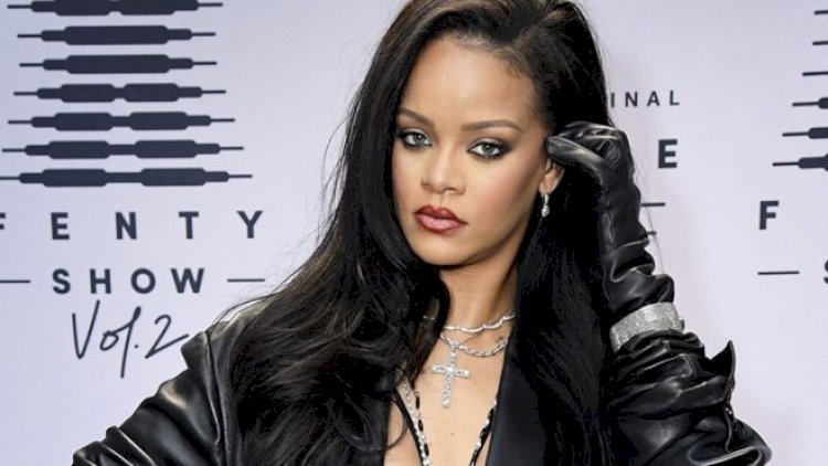    Rihanna müsəlmanlardan üzr istədi -   SƏBƏB