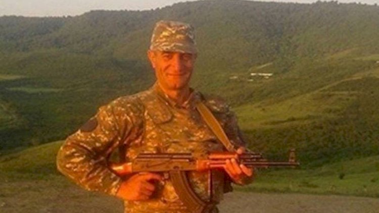    Ordumuza güllə atan erməni jurnalist yaralandı   
