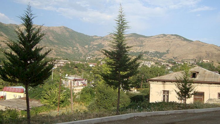    Azad edilən kəndlər hansı rayonların tərkibinə daxildir?   