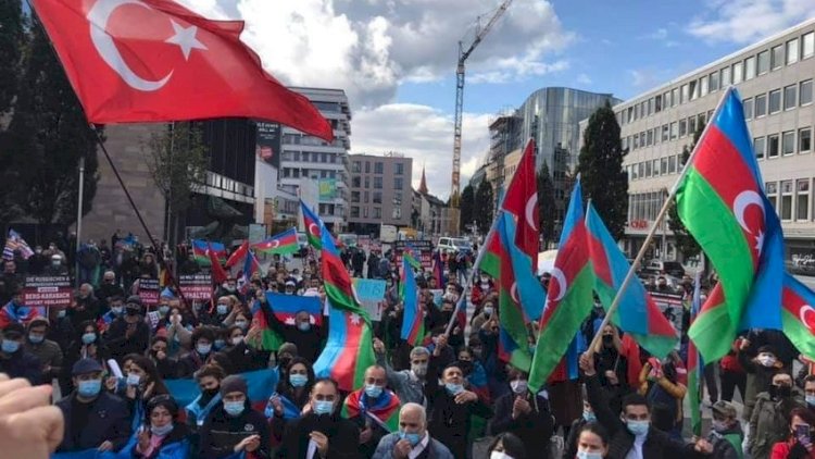    Nürnberqdə “Erməni terroruna yox” şüarı ilə yürüş-mitinqi keçirildi   