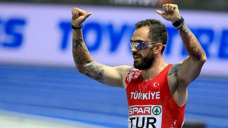    Dünya çempionundan Gəncə təxribatıyla bağlı paylaşım   