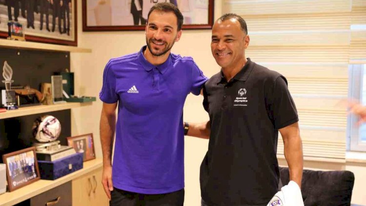    “Qarabağ“ın keçmiş futbolçusu Gəncə terrorunu pislədi - Foto   