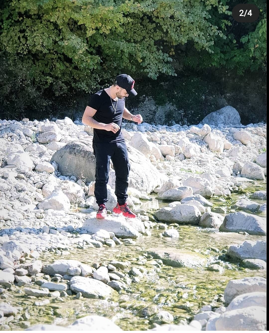 Kərimin bu hərəkəti sərt tənqid olundu - Fotolar