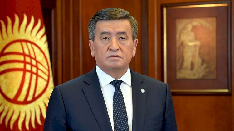    Sooronbay Jeenbekov istefa verib   