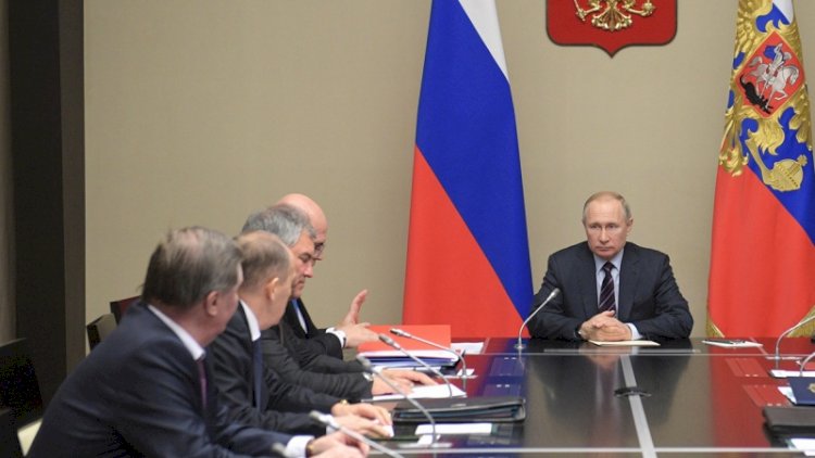    Avropa Birliyi Putinin yaxın ətrafına sanksiya tətbiq etdi   