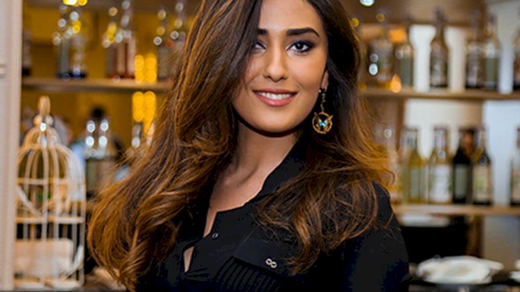    Pərvin Abıyeva 30 yaşını belə qeyd etdi -   Foto