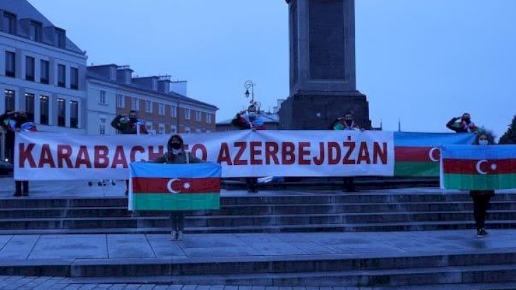    Varşavada Gəncə terroruna etiraz edildi - Fotolar   