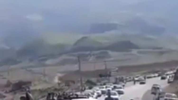    Xudafərində duyğulu anlar: Arazın o tayından “Yaşasın Azərbaycan“ şüarları - Video   