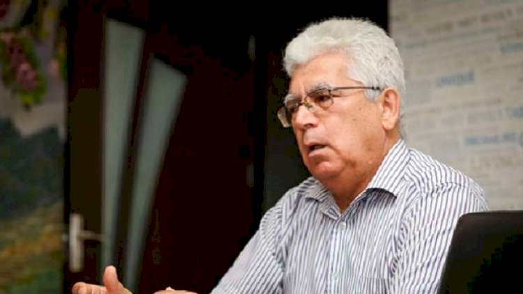    “Ermənistana göndərilən silahlar qeydiyyatdan keçmir, bunu adı qaçaqmalçılıqdır“   - Hüquqşünas