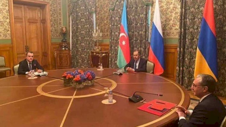    Erməni nazir Moskva görüşünün 11-ci saatında separatçıların danışıqlar masasına oturmasını israr edib   