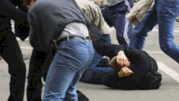    Bakıda kütləvi dava: Bir nəfər bıçaqlandı, üç nəfər döyüldü   
