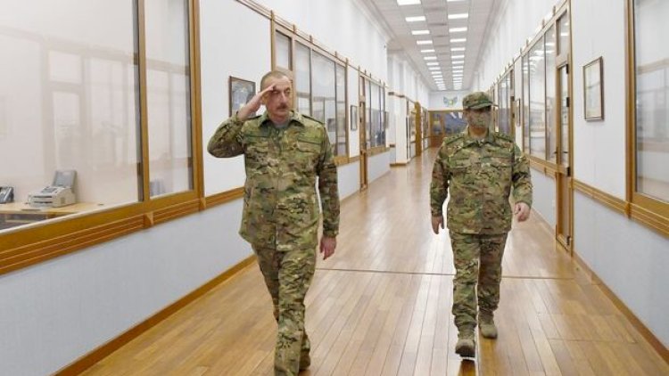    Ali Baş Komandanın rəhbərliyi ilə operativ müşavirə keçirildi - Yenilənib + Fotolar   