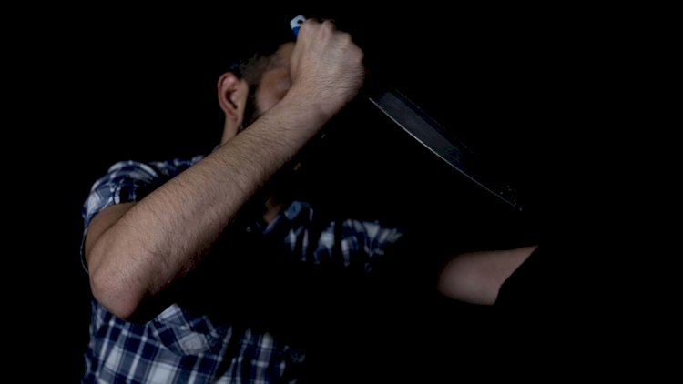    Bakıda gənc oğlan bıçaqlandı   