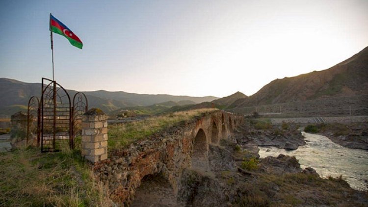    Dünyaca məşhur fotoqraf Xudafərin körpüsünün yeni fotolarını paylaşdı - Fotolar   