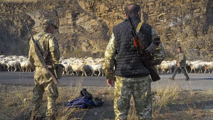    Ermənilər Qarabağdan belə qaçır: Xankəndidən son görüntü   