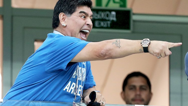    Maradonanın vəziyyəti pisləşdi - Xəstəxanaya yerləşdirildi   