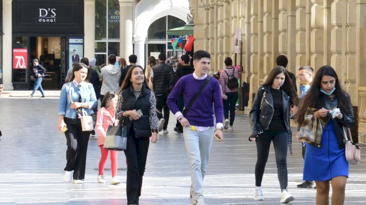    “Hamı maska gəzdirmək xatirinə maska taxmamalıdır” - Ekspert   