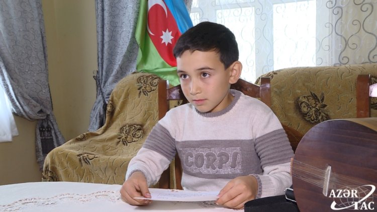    Saz almaq üçün yığdığı pulu Orduya bağışladı -   Fotolar
