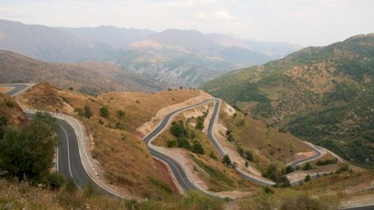    “Ermənistanla Azərbaycan arasında şiddətlənən qarşıdurma dini mahiyyət daşımır”   
