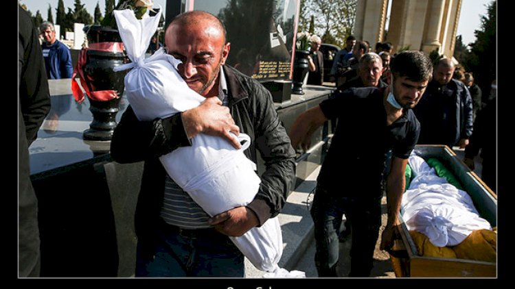    Gəncə terrorunda çəkilən şəkil “ayın fotosu” seçildi - Fotolar   
