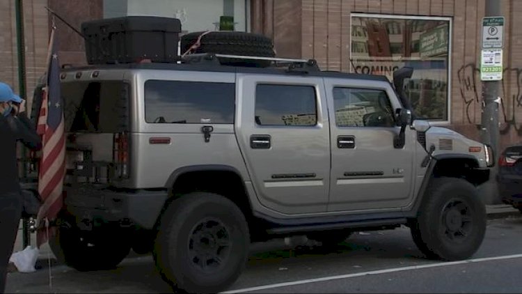    Filadelfiyaya “Hummer”də saxta bülletenlər daşıyan silahlı şəxslər tutuldu   