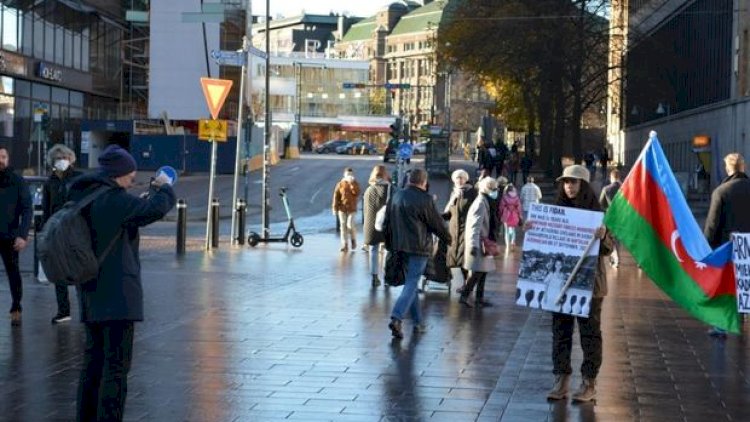    Helsinkidə erməni terroruna etiraz edilib   - Fotolar