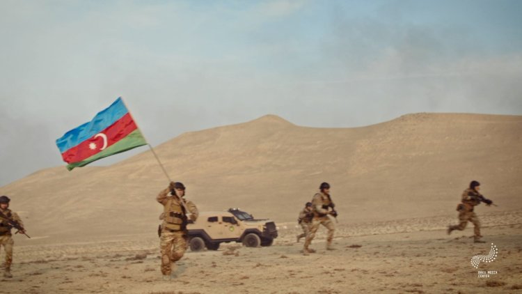    Qarabağdan qucaqda gələn körpələr, tank belində geri döndülər!    