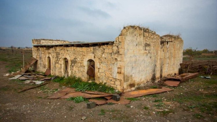    İranlı fotoqraf Alxanlıdakı məscidin görüntülərini yaydı -   Fotolar