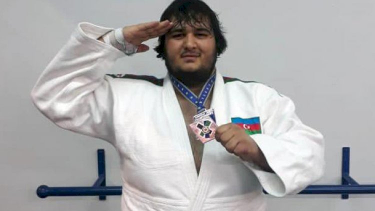    Cüdoçumuzdan bürünc medal   