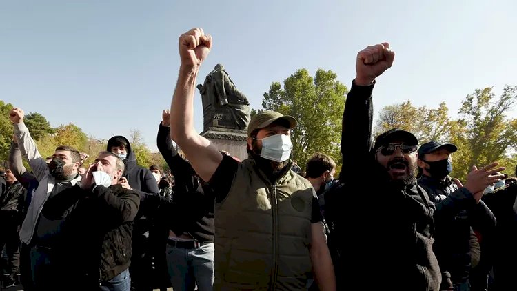    Paşinyanın istefası tələbi ilə etiraz aksiyası davam edir   