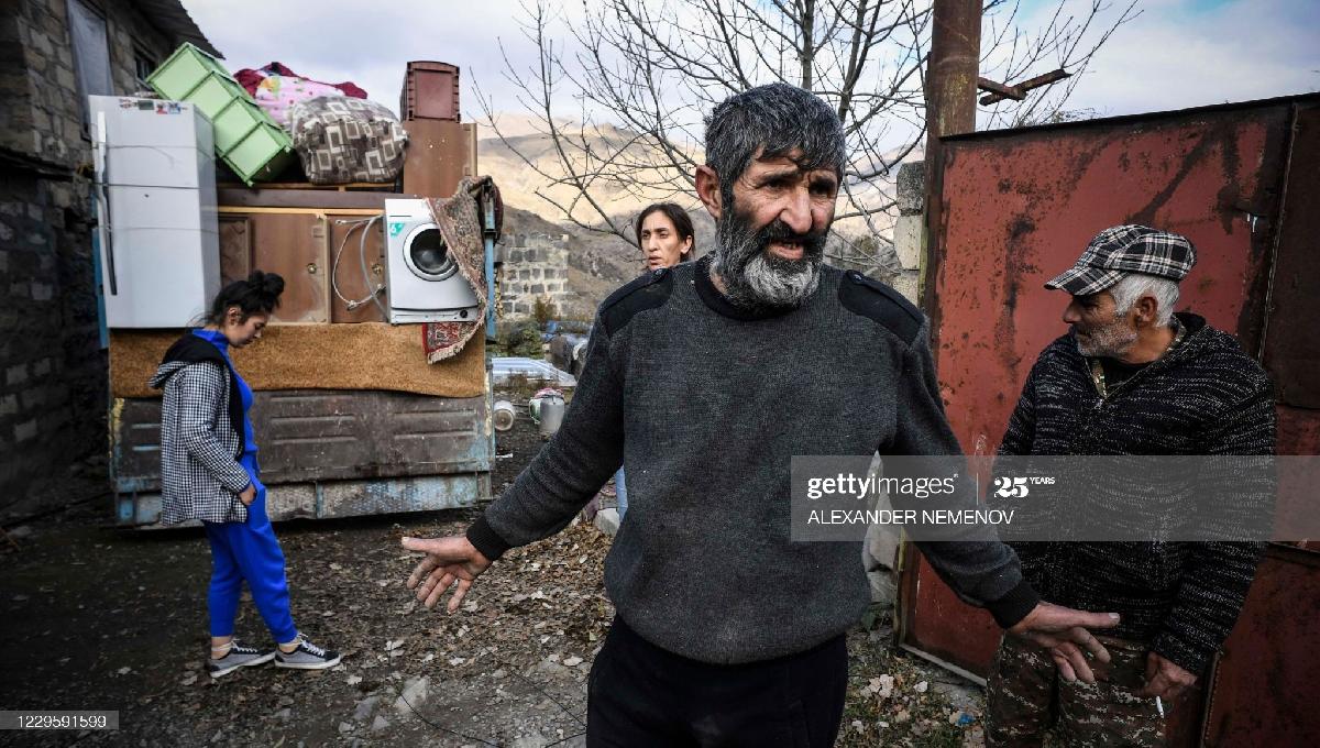 Ermənilərin Kəlbəcər köçü -  Fotolar