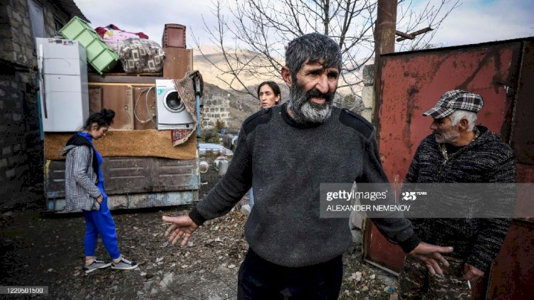    Ermənilərin Kəlbəcər köçü -   Fotolar