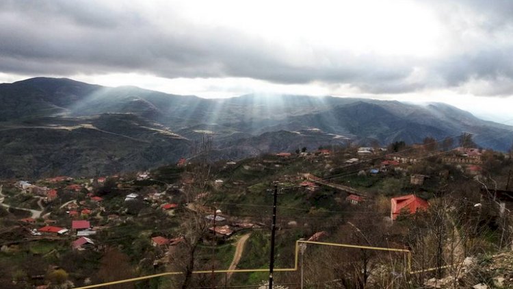    Ermənilər Laçını tərk edir   