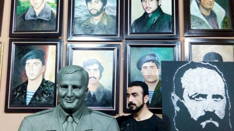    Gənc heykəltəraş Polad Həşimovun büstünü hazırladı   - Foto