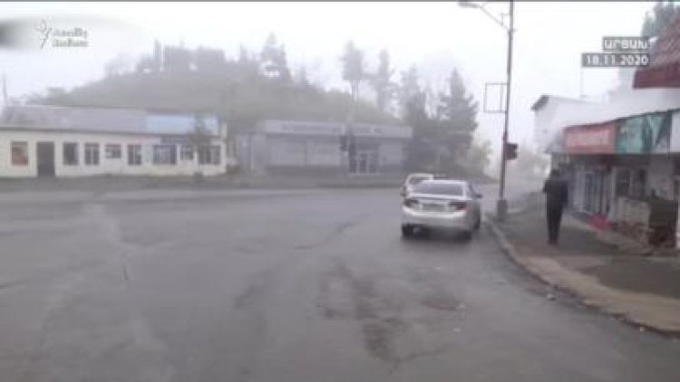    Laçında məskunlaşan ermənilər silahları təhvil verirlər - Video   