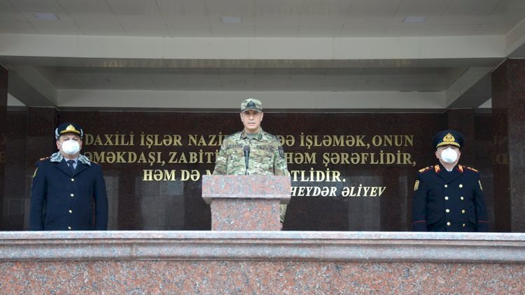    Yeni rəis şəxsi heyətə təqdim edilib -   Foto