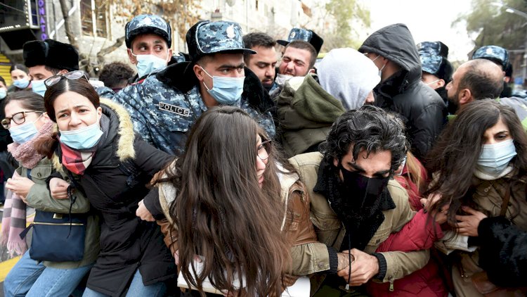    “Ağır kapitulyasiyadan sonra müxalifət də hakimiyyətə gəlmək istəmir” -   Politoloq