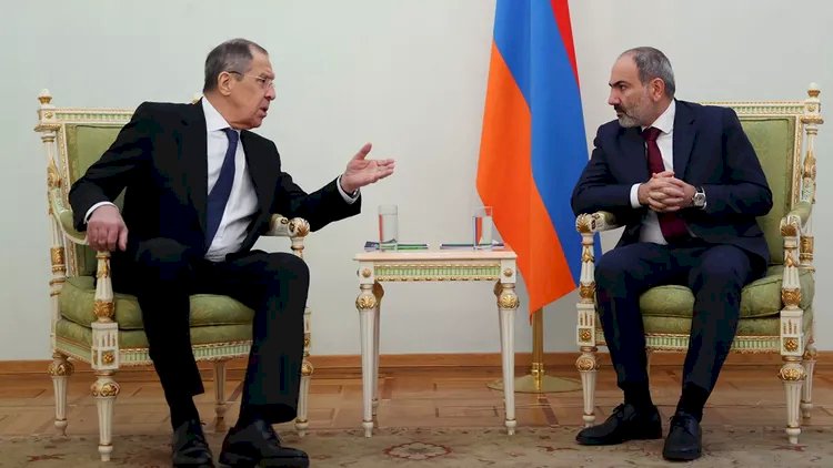    Paşinyan-Lavrov görüşündə niyə Rusiya bayrağı olmayıb? - Rusiya XİN-dən açıqlama   
