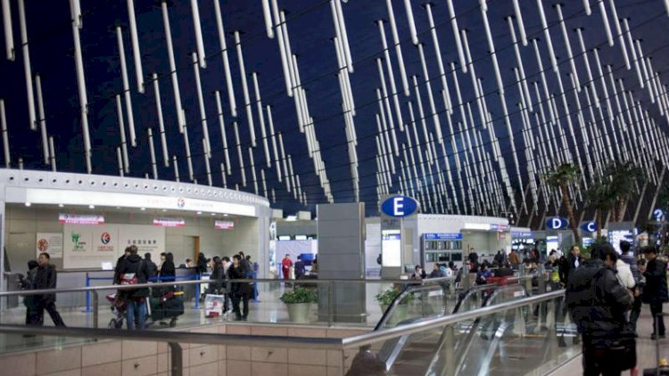    Hava limanının 14 min əməkdaşı karantinə alındı   