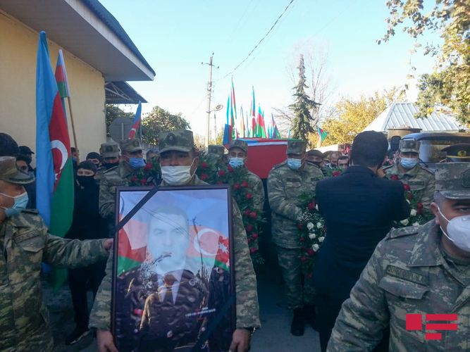 Polkovnik Babək Səmidlinin dəfn mərasimi keçirilir -  Fotolar