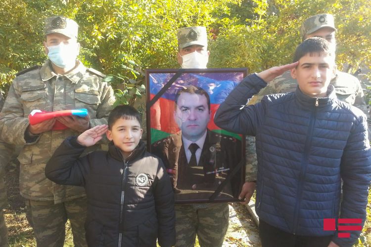 Polkovnik Babək Səmidlinin dəfn mərasimi keçirilir -  Fotolar