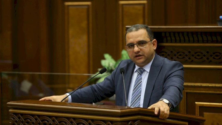    Ermənistanın iqtisadiyyat naziri istefa verdi   