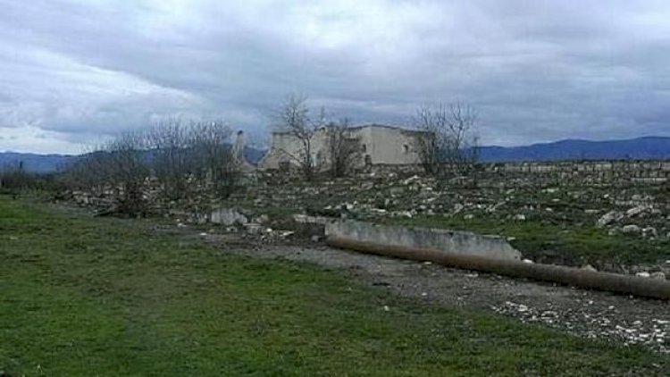    Ağdamın “İmarət” stadionu minalardan təmizlənir - Video   
