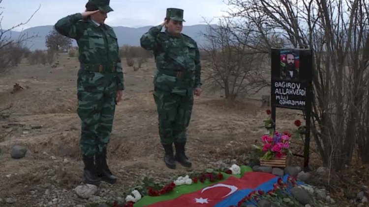    Allahverdi Bağırovun qızları Ağdamda atalarının məzarını ziyarət etdilər   - Video