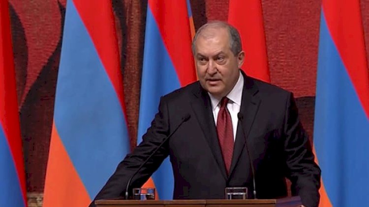    Ermənistan prezidenti Rusiyada: Səfərin pərdəarxası   