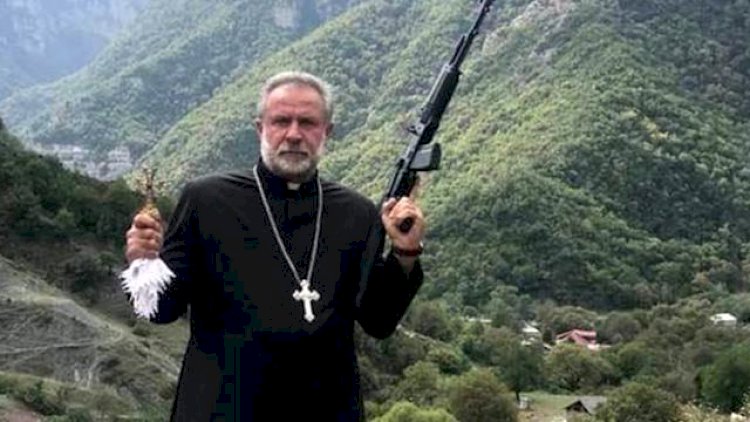    “Kəlbəcəri tək başıma müdafiə edəcəm“ deyən keşiş İrəvana qaçdı   