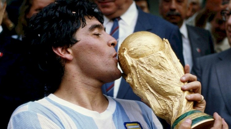    Polislər Maradonanın psixiatrının evində axtarış aparır   
